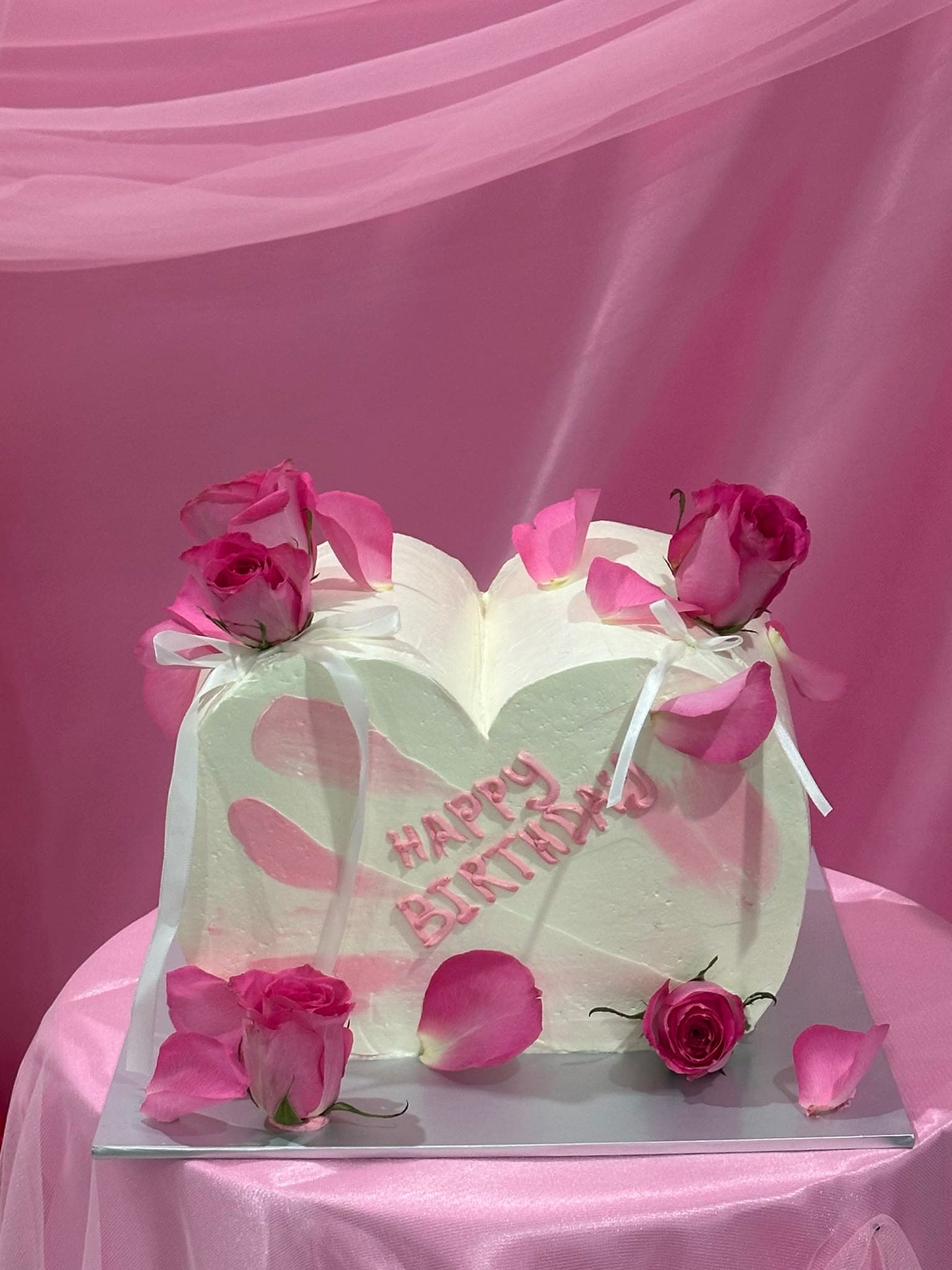 DreamScape Event cake and dessert styling